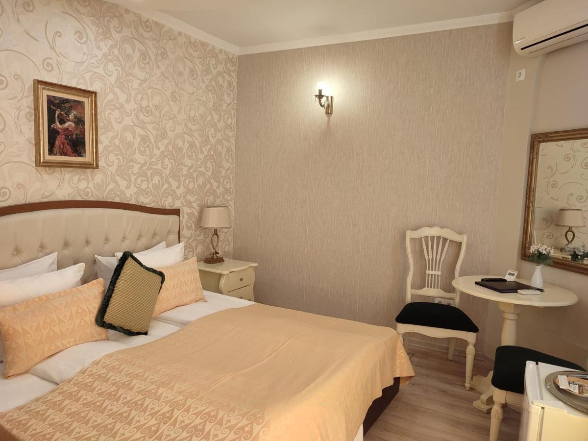 Casa Alina Hotel Deva Eksteriør billede
