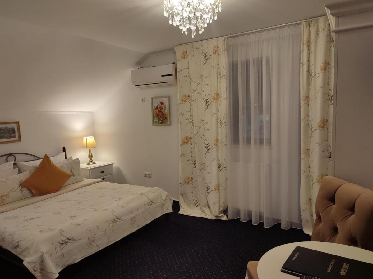 Casa Alina Hotel Deva Eksteriør billede